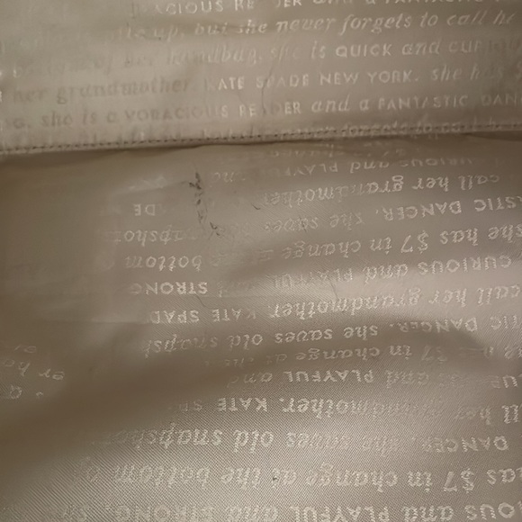 Kate Spade Boys Make Passes at Girls in Glasses Tote Bag - Picture 4 of 7